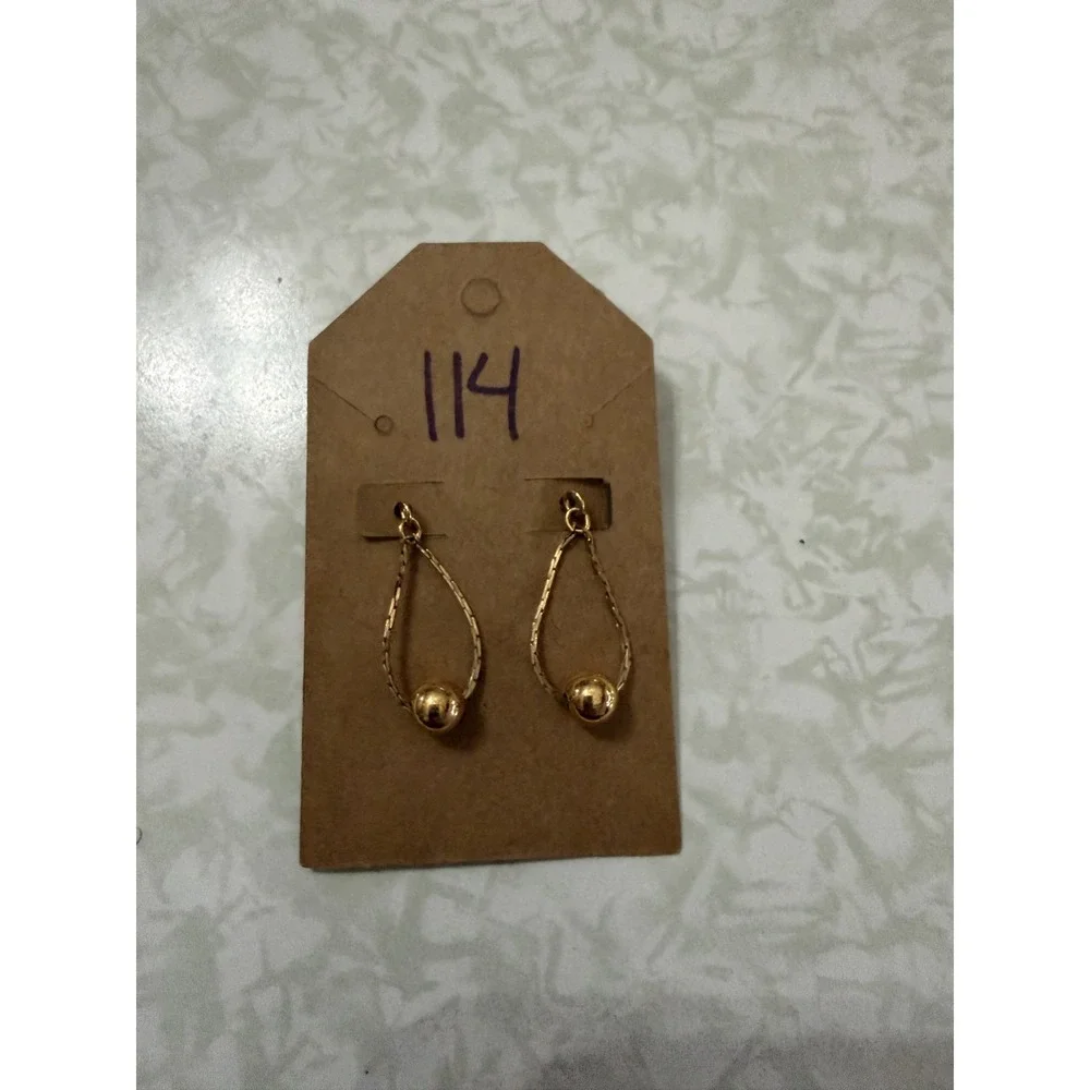 10 Pair VTG Fashion‎ Avon Post Earrings Various Colors, Sizes, Plastic Metal